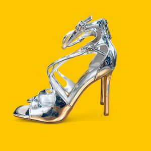 GUESS Silver Metallic Strappy Heel Women 8M Stiletto Sandals Silver Glam Formal